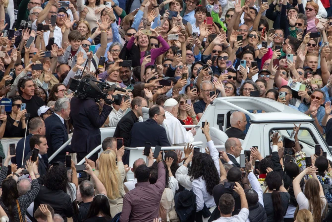 Pope Francis last popemobile
